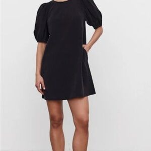 Corduroy puff sleeve Little Black Mini Dress Size Large